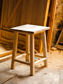 Производим деревянные табуреты, стулья и другую простую мебель